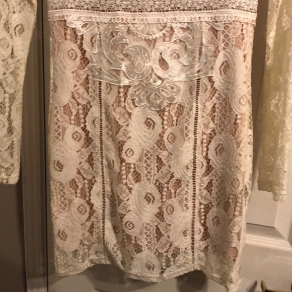 Ivory lace long sleeve dress - Picture 4 of 7